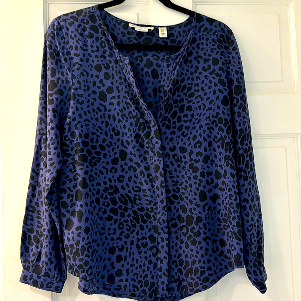 100% silk Max Studio blouse